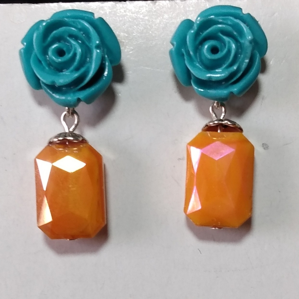 Cute spring earrings